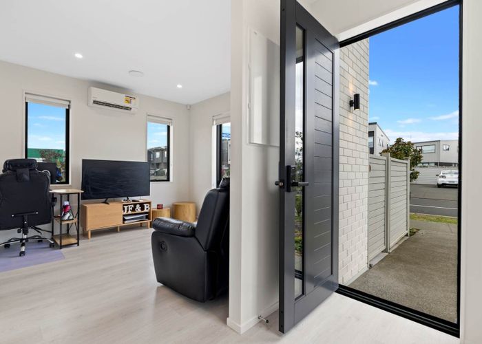  at 3 Kawe Marie Lane, Takanini, Papakura, Auckland