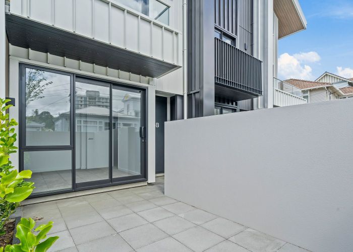  at 25B Thompson Street, Mount Cook, Wellington