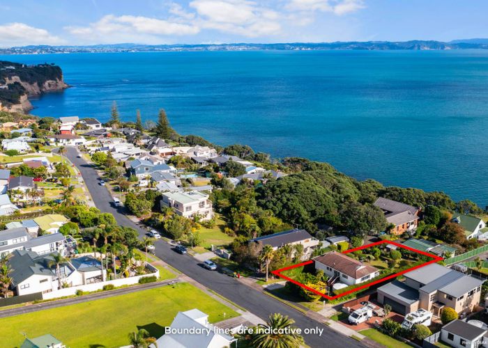  at 50 Pacific Parade, Army Bay, Whangaparaoa