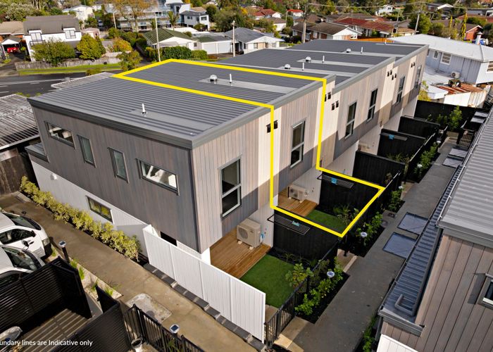  at 16/506 Glenfield Road, Glenfield, North Shore City, Auckland