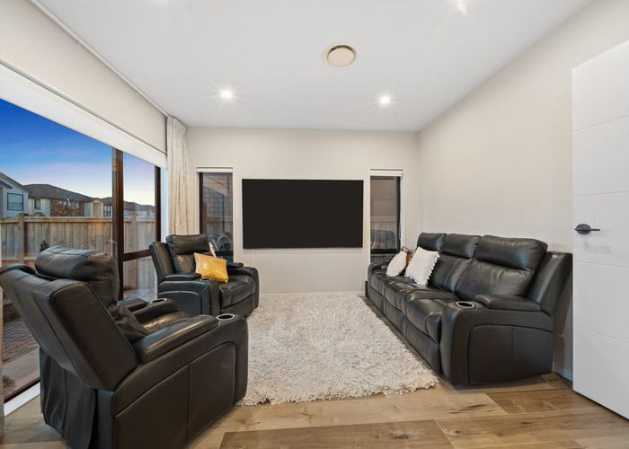 at 13 Downpatrick Drive, Flat Bush, Manukau City, Auckland
