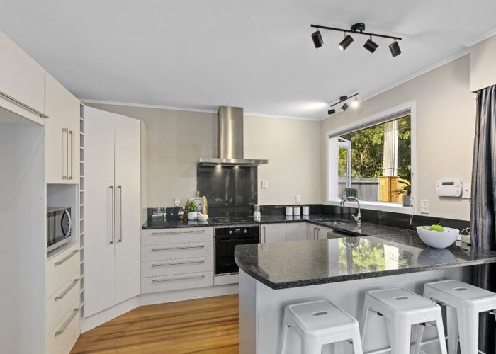  at 10 Palm Grove, Belmont, Lower Hutt