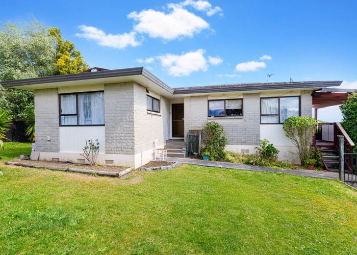  at 23 and 25 Ransom Smyth Drive, Goodwood Heights, Manukau City, Auckland