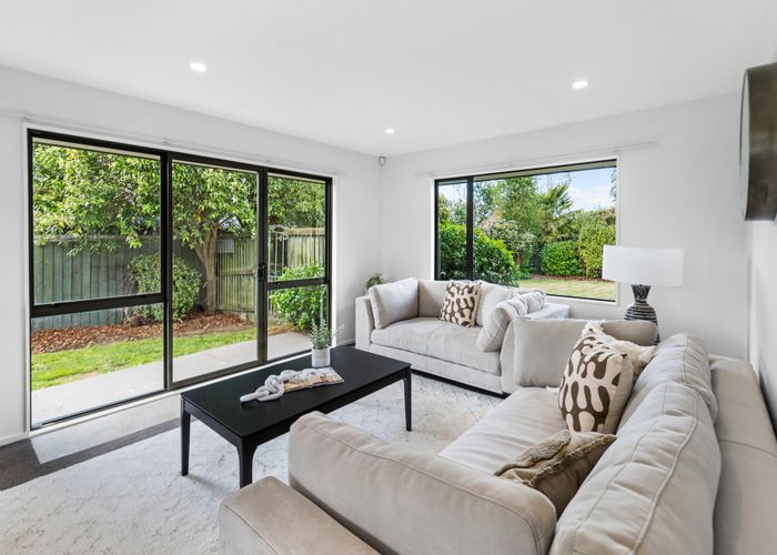  at 15 Harrys Way, Redwood, Christchurch