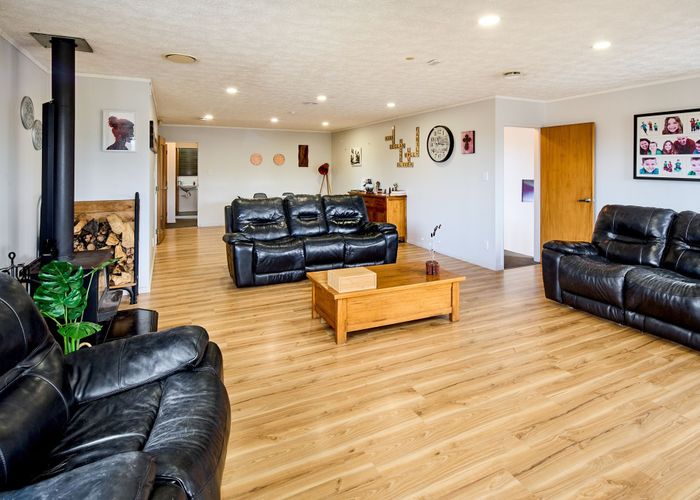  at 12 Cullen Place, Tawa, Wellington, Wellington