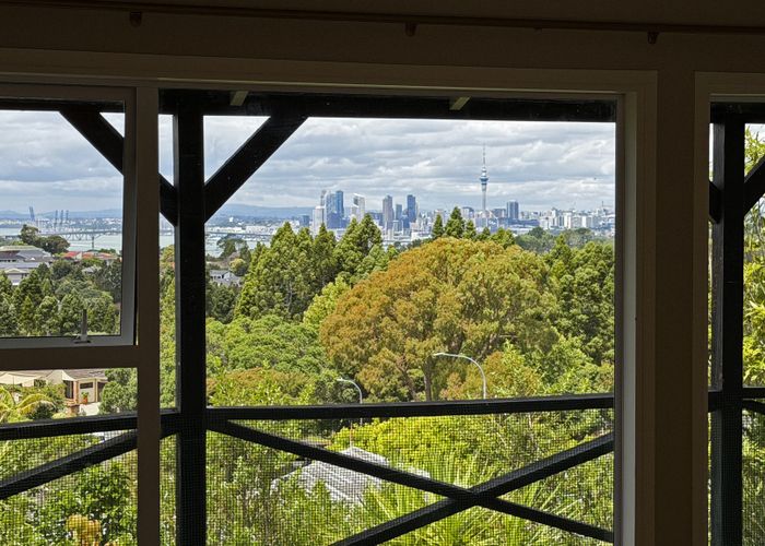  at 50 Balmain Road, Chatswood, North Shore City, Auckland