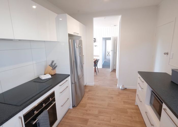  at 248 Fox Street, Hamilton East, Hamilton