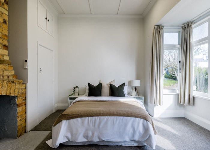  at 218 River Road, Claudelands, Hamilton