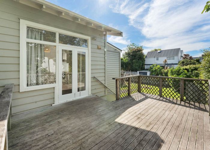  at 2/68 Taylors Road, Mount Albert, Auckland City, Auckland