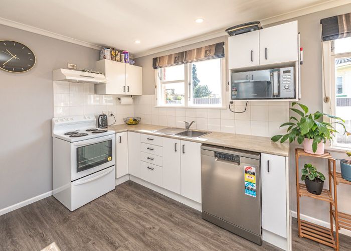  at 10 Glandwr Crescent, Whanganui East, Whanganui