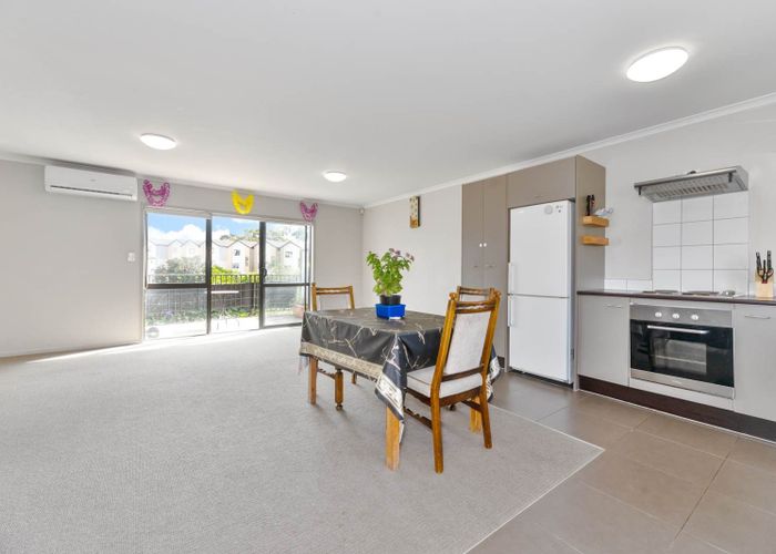  at 230/172 McLeod Road, Te Atatu South, Waitakere City, Auckland