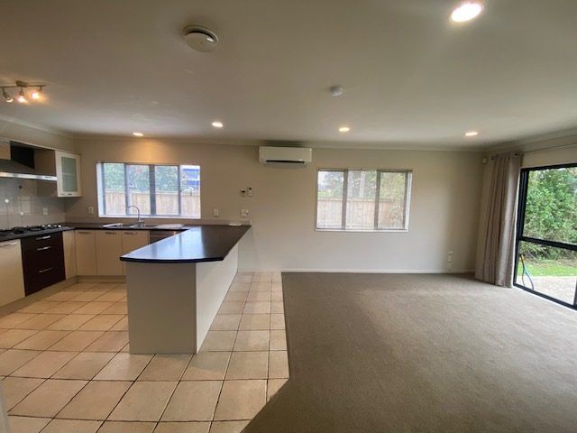  at 18 William Woods Court, Dannemora, Manukau City, Auckland