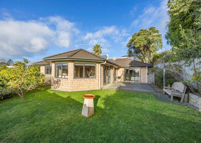  at 7 Durbin Court, Greenhithe, Auckland