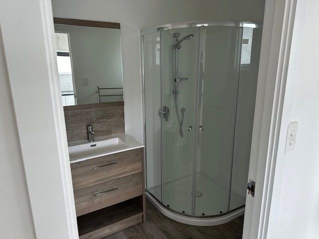  at 1/42 Richards Ave, Forrest Hill, North Shore City, Auckland