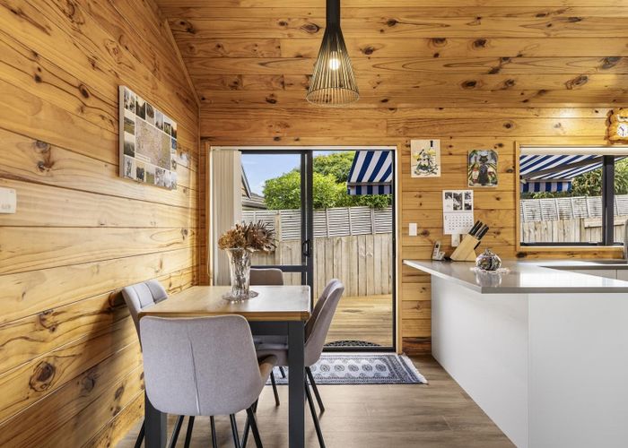  at 6 Thebes Grove, Papamoa Beach, Papamoa