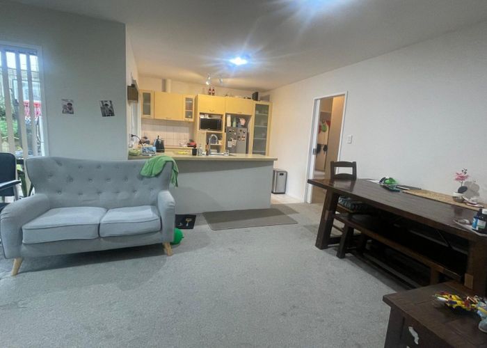  at 64 Sandwick Drive, Weymouth, Manukau City, Auckland