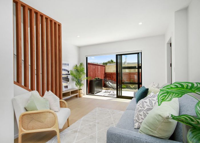  at 2/892 High Street, Avalon, Lower Hutt