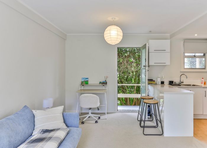  at 5/93 Vauxhall Road, Devonport, North Shore City, Auckland