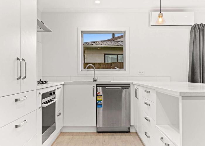  at 1/11 Maynard Place, Temple View, Hamilton