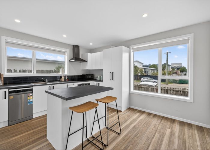  at 1/12 Hood Street, New Brighton, Christchurch City, Canterbury