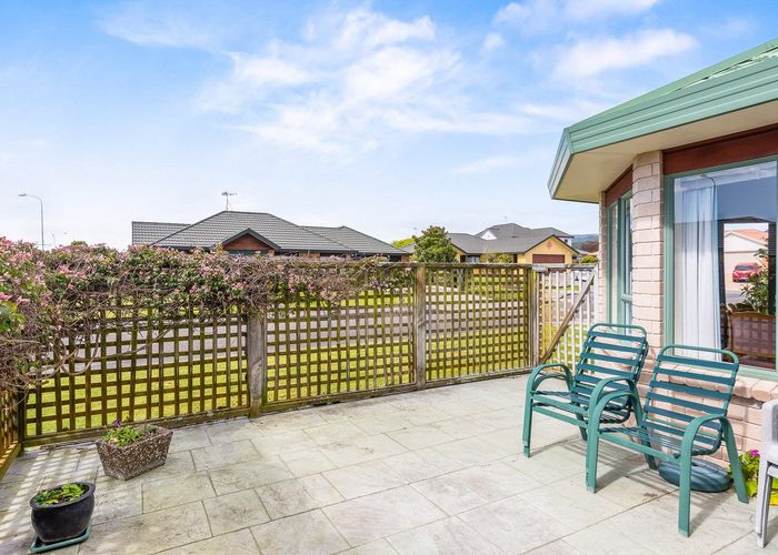  at 2 Kaye'S Place, Paraparaumu Beach, Paraparaumu