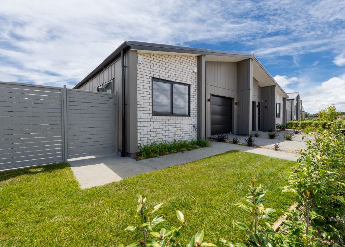  at 51 Parkmore Drive, Karaka, Franklin, Auckland