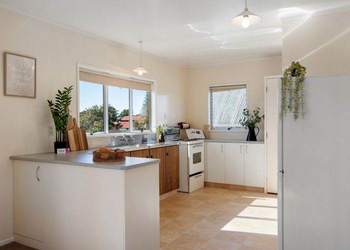  at 1285 Papamoa Beach Road, Papamoa Beach, Tauranga, Bay Of Plenty