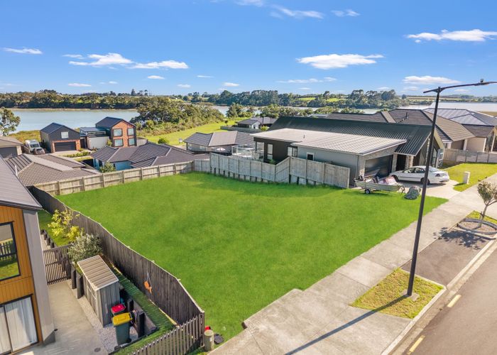  at 14 Otohikawa Avenue, Glenbrook, Franklin, Auckland