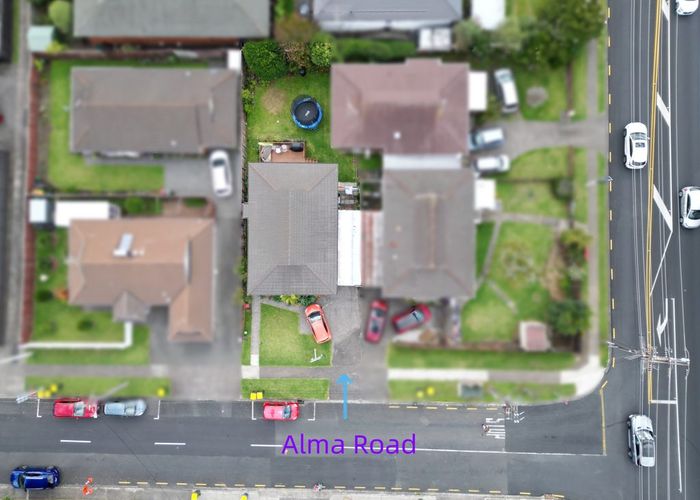  at 3/117 Shakespeare Road, Milford, Auckland