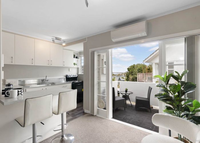  at 1/263 West Tamaki Road, Wai O Taiki Bay, Auckland City, Auckland