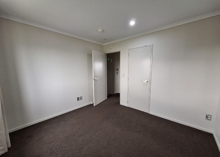  at 1/8 Kerrs Road, Wiri, Manukau City, Auckland