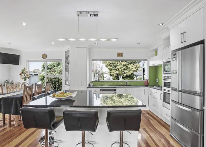  at 19 Merchant Avenue, Te Atatu South, Waitakere City, Auckland