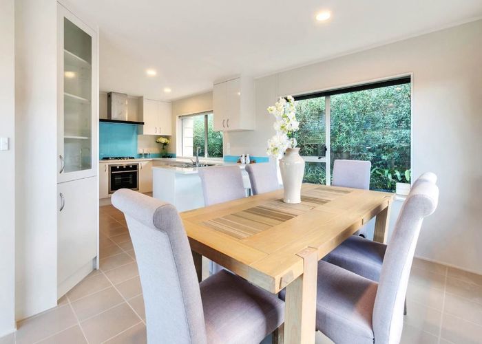  at 2/78A Onewa Road, Northcote Point, North Shore City, Auckland