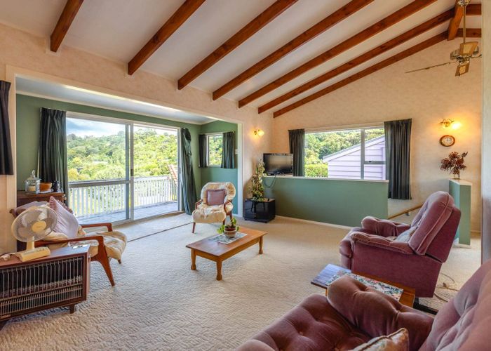  at 12 Moana Avenue, Surfdale, Waiheke Island, Auckland