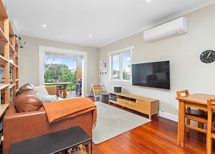  at 23 Archibald Road, Kelston, Auckland