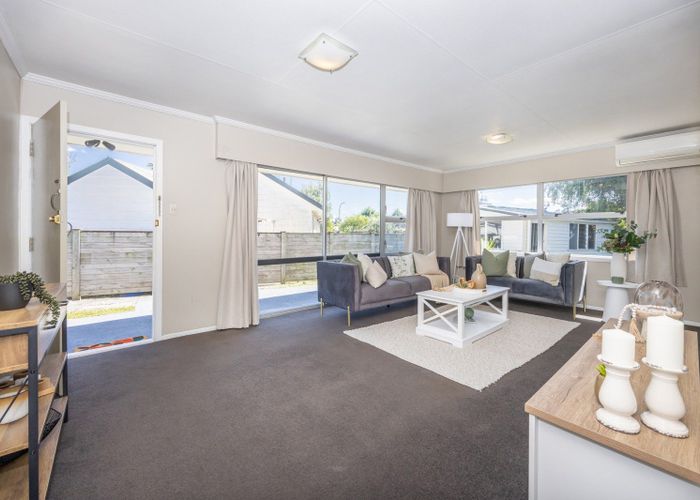  at 25 Dalton Crescent, Dinsdale, Hamilton