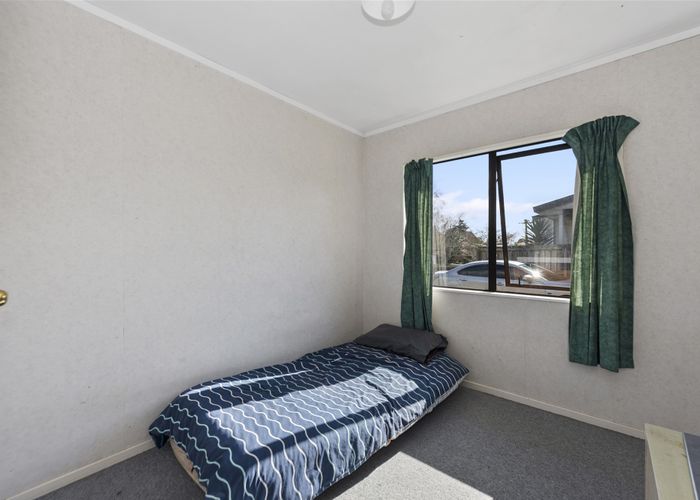  at 2 Balmoral Rise, Chartwell, Hamilton