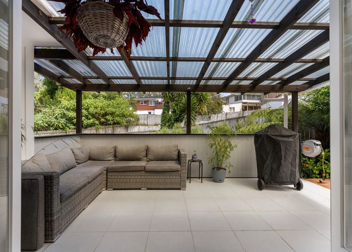 at 110 Canongate Street, Birkdale, North Shore City, Auckland