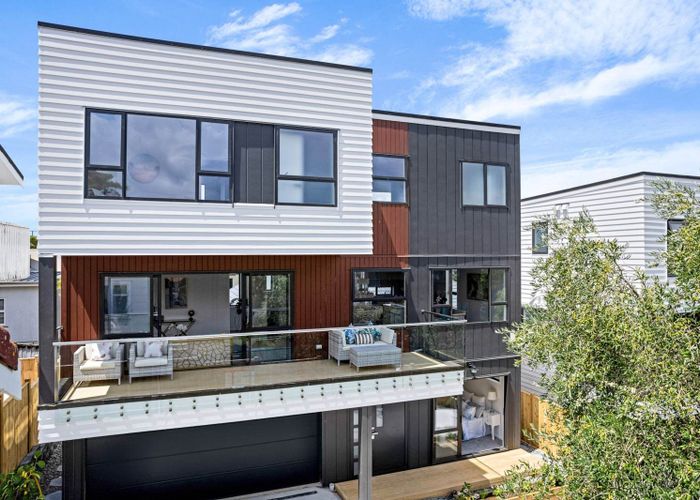  at 28A  Dallinghoe Crescent, Milford, North Shore City, Auckland