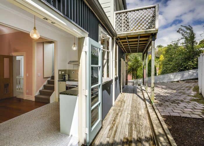  at 2 Cameron Road, Bluff Hill, Napier