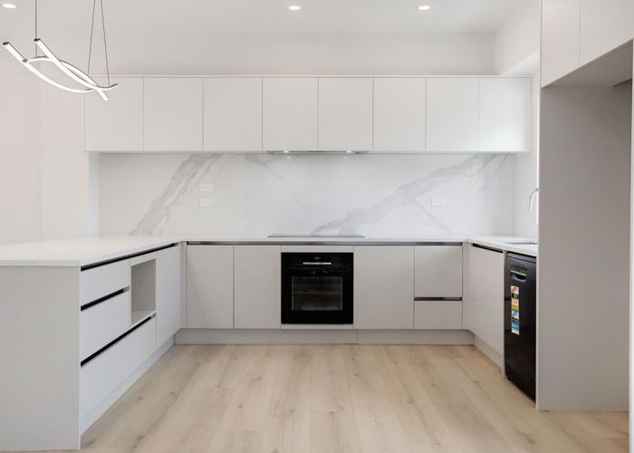  at 12D Angelo Avenue, Howick, Manukau City, Auckland