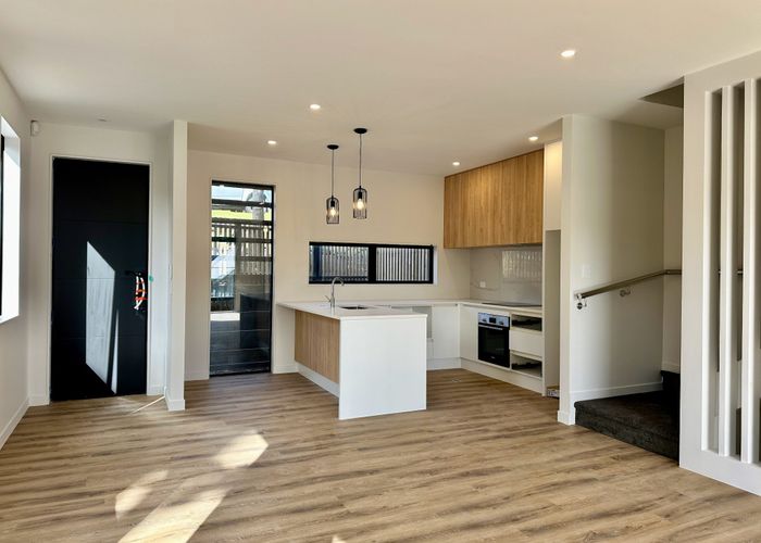  at 25 Penzance Road, Mairangi Bay, Auckland