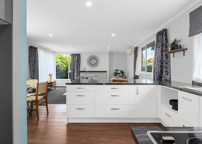  at 76 Nixon Street, Hamilton East, Hamilton