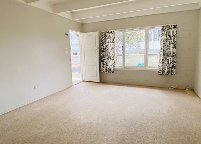  at 1/22 Kelston Street, New Lynn, Auckland