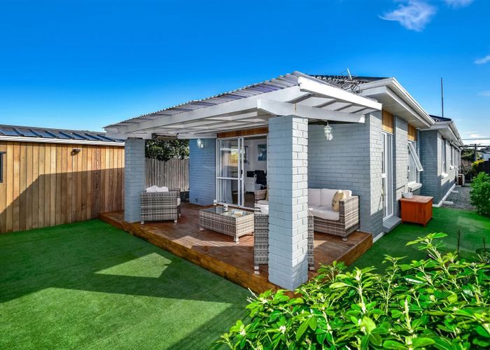  at 43 Effingham Street, North New Brighton, Christchurch