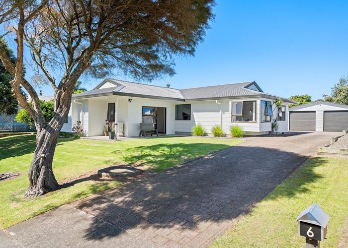  at 6 Landscape Road, Coastlands, Whakatane