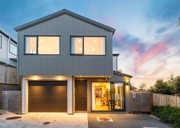  at 152B Luckens Road, West Harbour, Waitakere City, Auckland