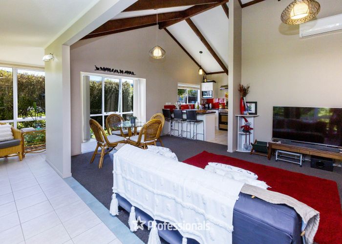  at 34 Palmer Crescent, Silverstream, Upper Hutt, Wellington