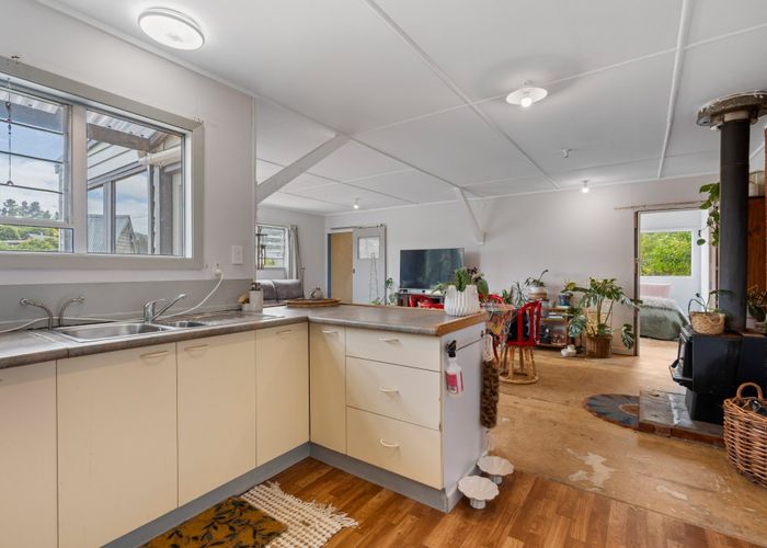  at 10 Beach Street, Waikouaiti, Dunedin, Otago
