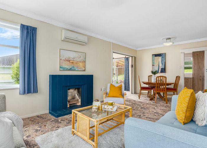  at 36 Handyside Street, Tawa, Wellington